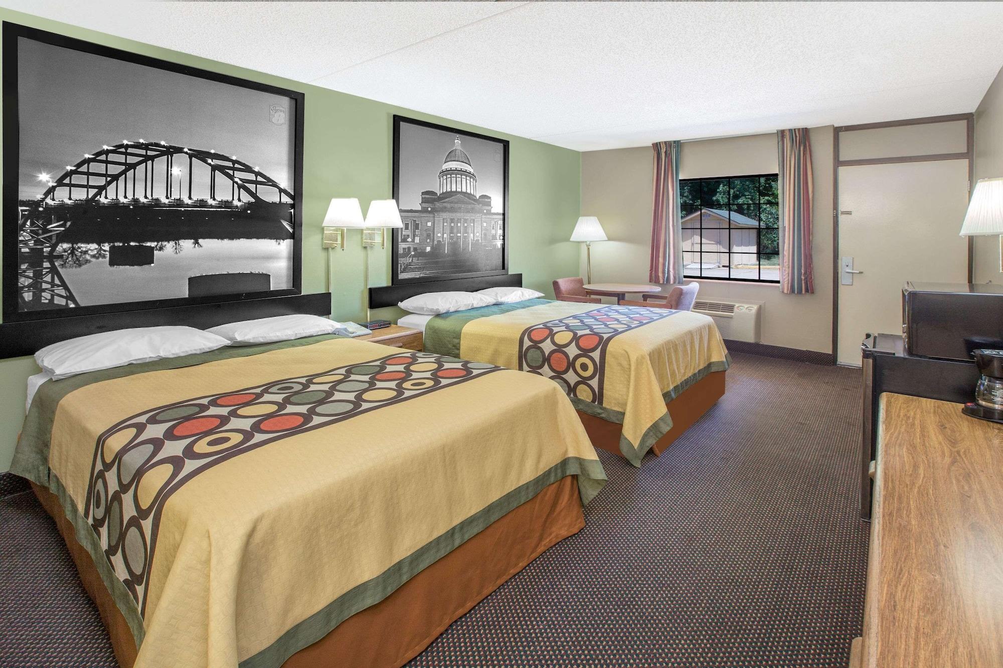 Super 8 By Wyndham Clarksville Ar Exterior foto